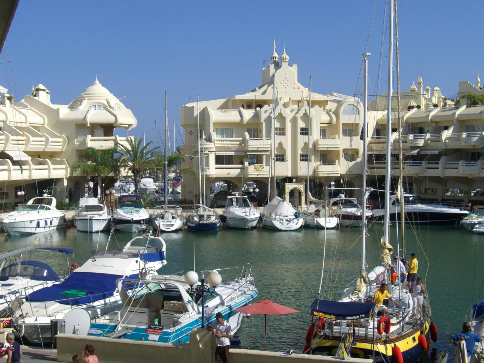 Puerto Marina Palace Бенальмадена Екстер'єр фото